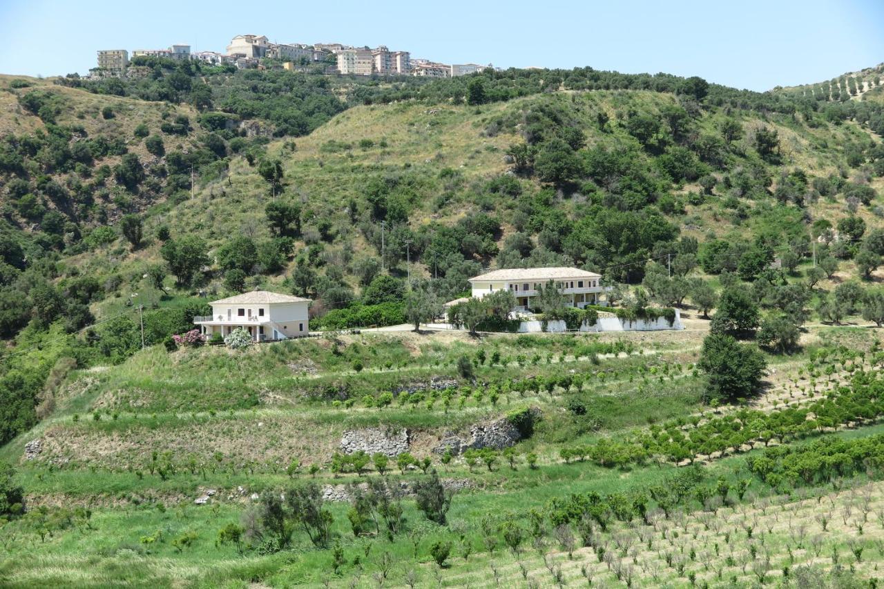 Tenuta Agrituristica Castellesi * Squillace