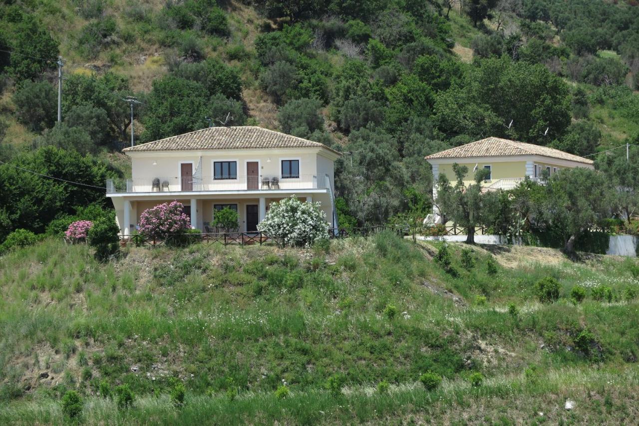 Farm stay Tenuta Agrituristica Castellesi Squillace